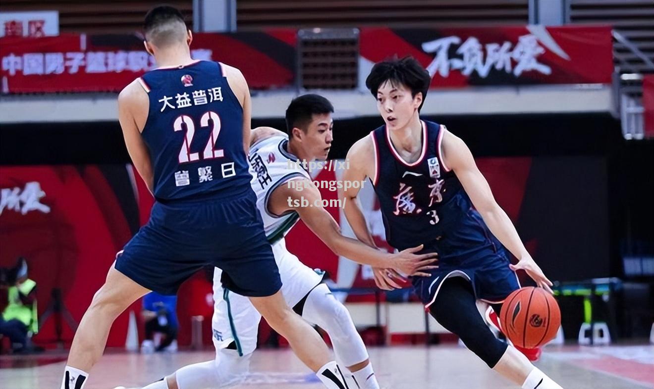 2021年CBA总冠军揭晓!广东宏远卫冕成功,三连冠震撼篮球界 2021年CBA总冠军揭晓!广东宏远卫冕成功,三连冠震撼篮球界