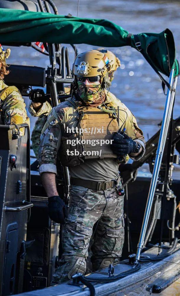 约旦射击队员精湛技艺,轻松胜出 约旦射击队员精湛技艺,轻松胜出