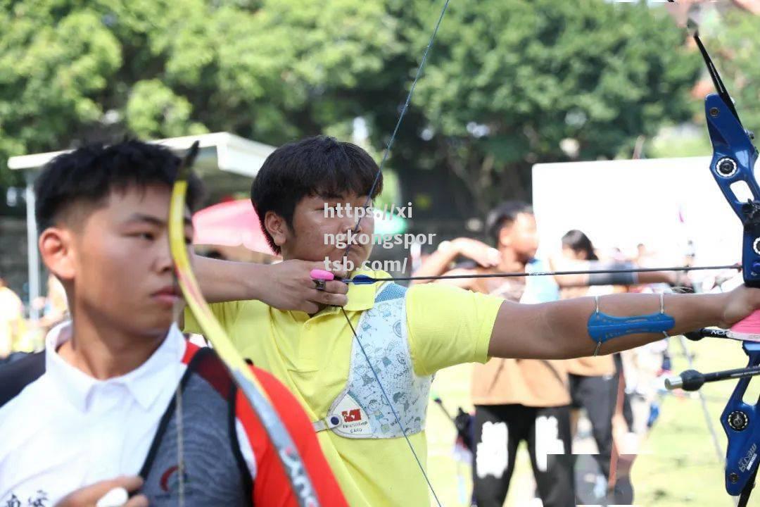意大利射箭选手勇夺冠军,全场喝彩 意大利射箭选手勇夺冠军,全场喝彩