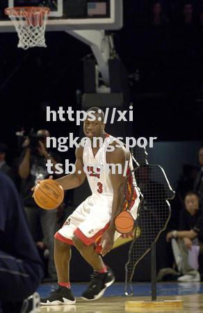 NBA全明星赛大胜收官:球员技艺风采展露无遗 NBA全明星赛大胜收官:球员技艺风采展露无遗